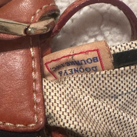 Dooney & Bourke Gretta Black Hobo Handbag ( see photos & description) - Picture 10 of 10